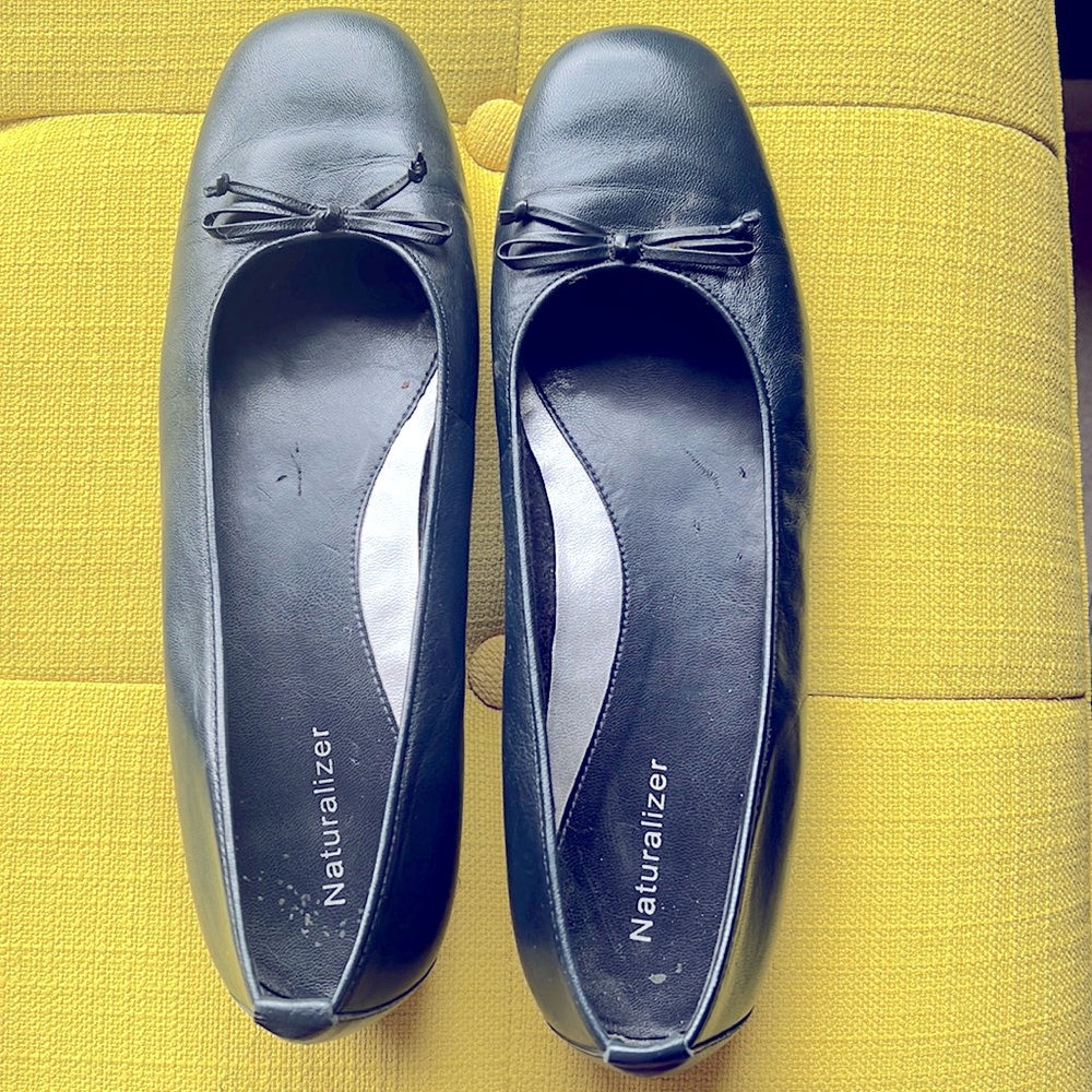 Naturalize Dark Navy Flats